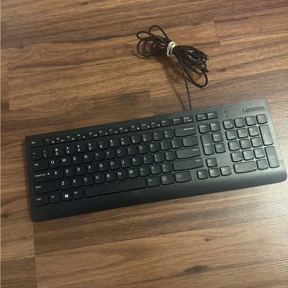 Lenovo Essential Wired Keyboard